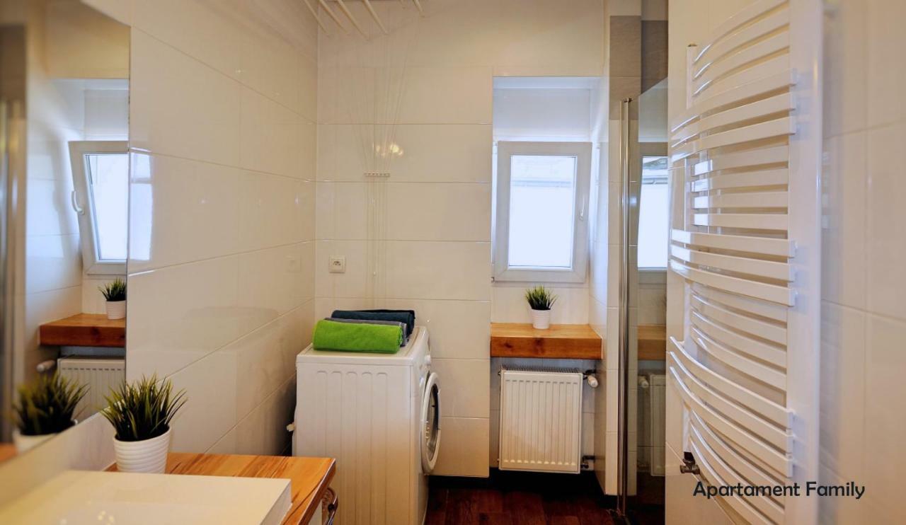 Bialy Dom - 2 Bedrooms Katowice Exterior photo